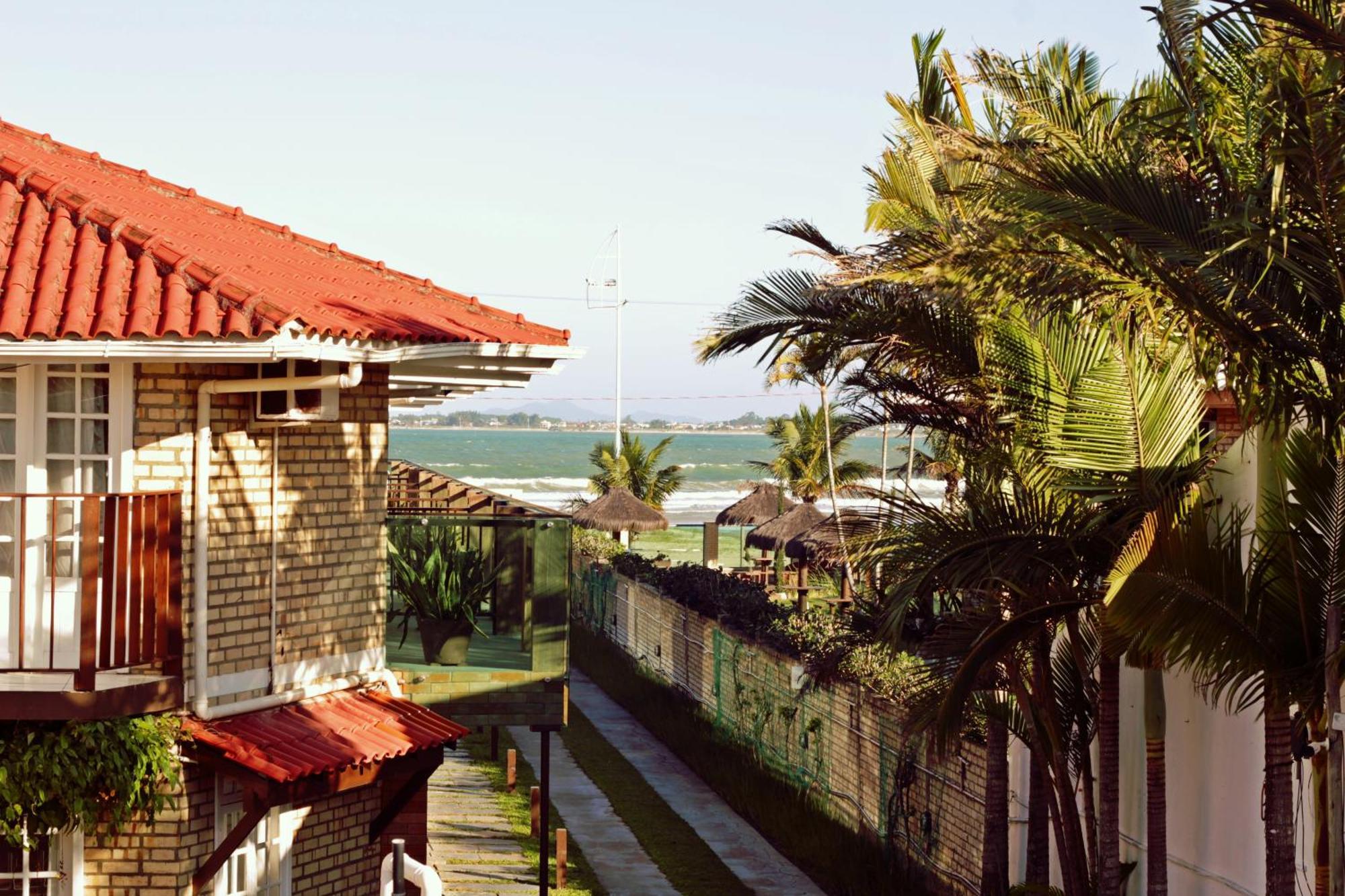 Pousada Recanto Edenico - A Beira Mar Da Praia Ponta Do Papagaio, Palhoca Sc Exterior photo