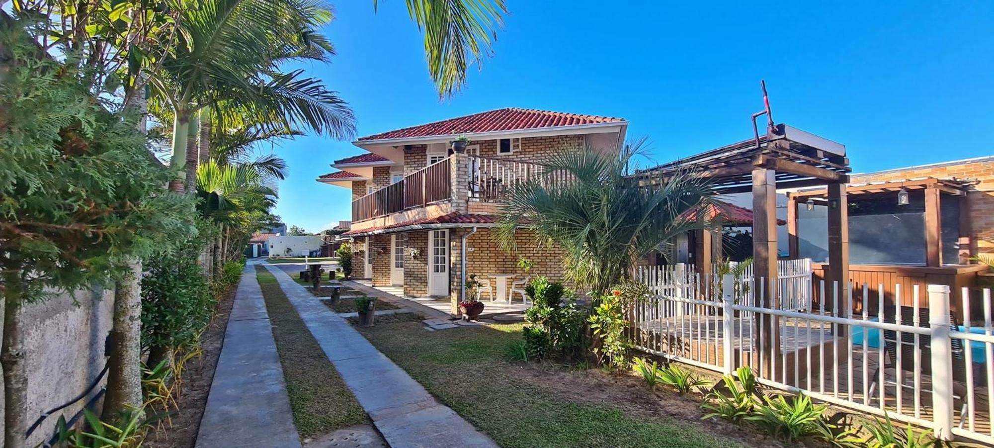 Pousada Recanto Edenico - A Beira Mar Da Praia Ponta Do Papagaio, Palhoca Sc Exterior photo